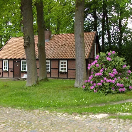 Ferienhaus Im Fachwerkstil Mit Sauna Und Garten